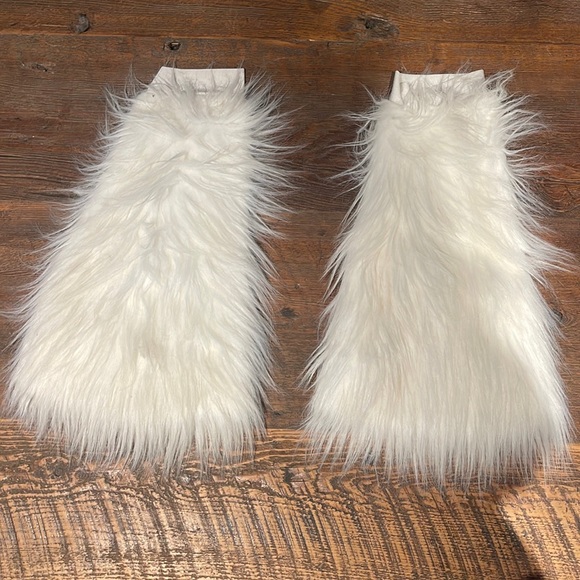 Faux fir white bell bottom add Ons - Picture 1 of 4